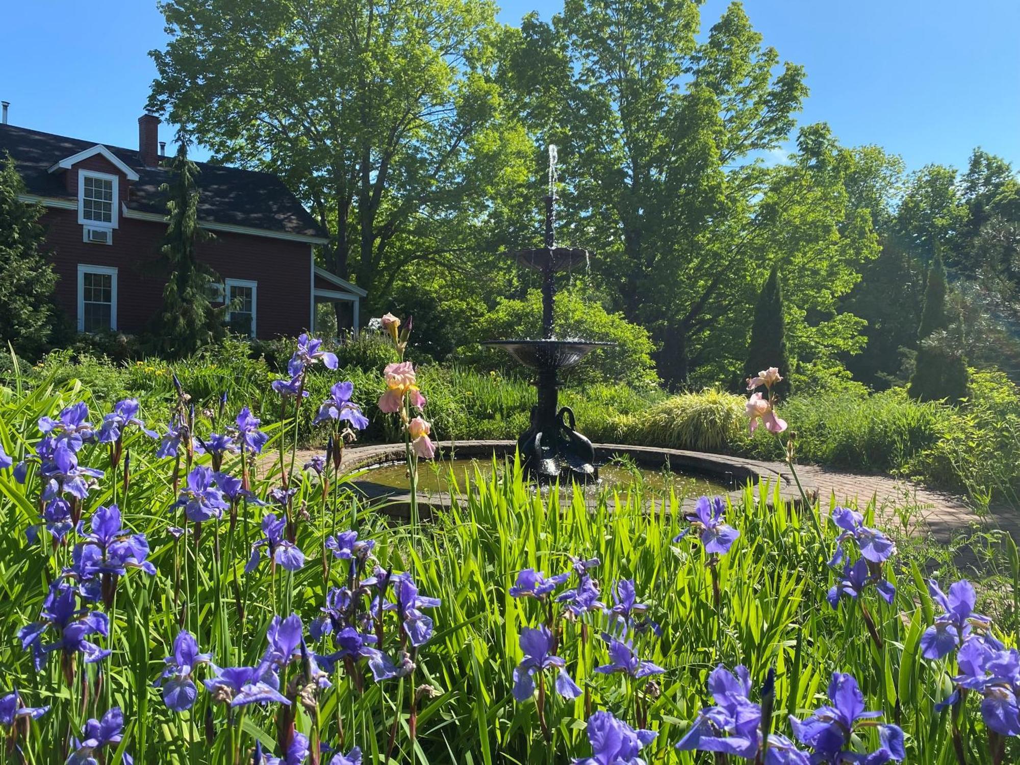 Blomidon Inn Wolfville Eksteriør bilde